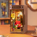 Bookstore Book Nook