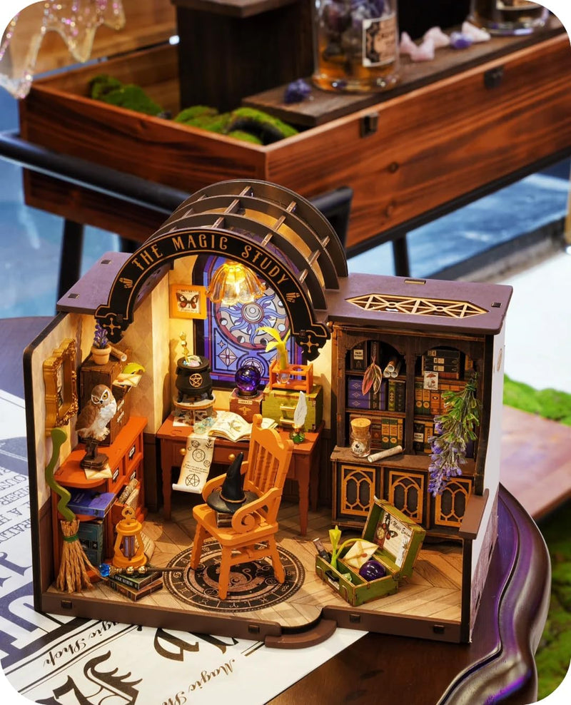 Magic Study Miniature Room Kit